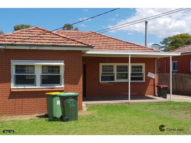 92 Old Kent Road, NSW 2190