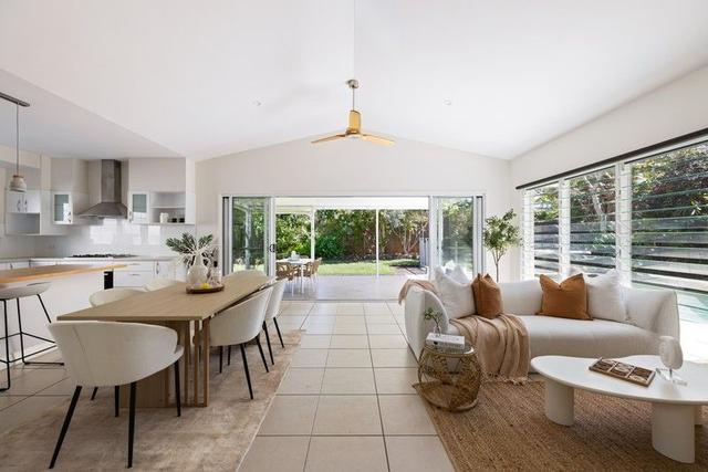 16 Bairnsdale Street West, QLD 4556