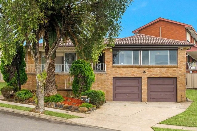 11 Lowry Place, NSW 2176