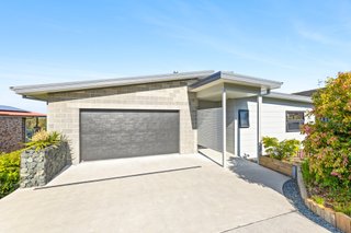 Front - 9 Viewpoint Court, Tuross Head