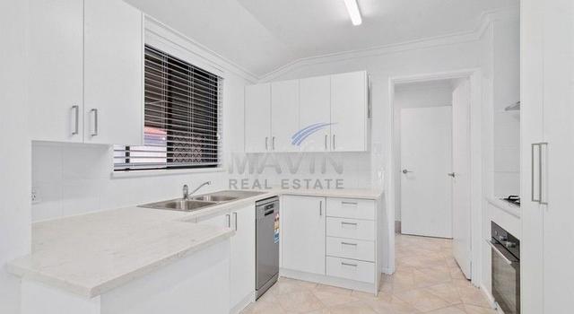 20 Barlee Way, WA 6063