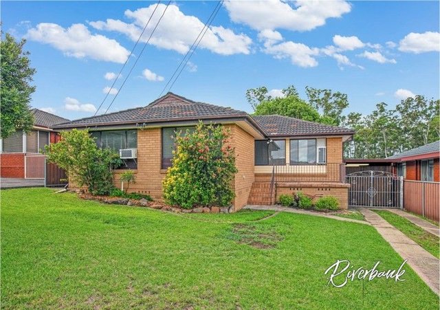 7 Grevillea Crescent, NSW 2145