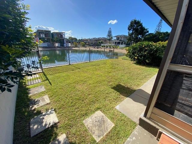 1/7 Barracuda Court, QLD 4221