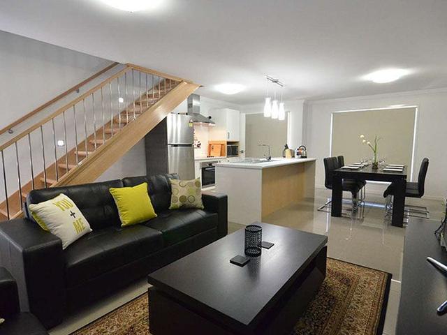 11/11 Side Street, QLD 4680