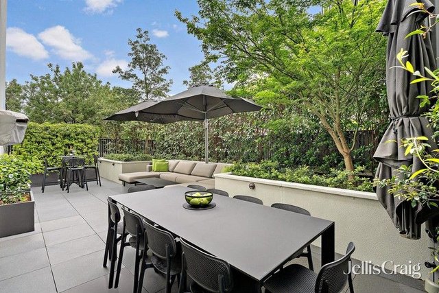 10/11 Glass Street, VIC 3040