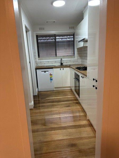 1/28 Hampton Parade, VIC 3012