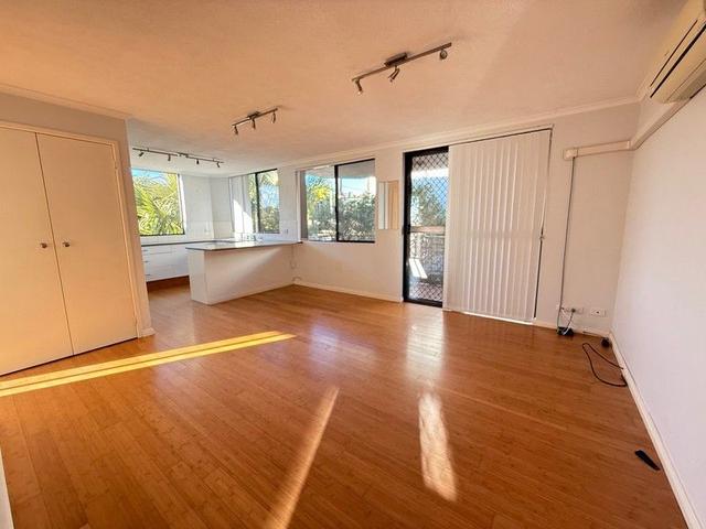 4/26 Stephens Street, QLD 4220