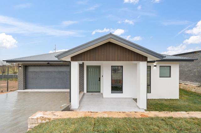 17 McCauley Avenue, NSW 2620