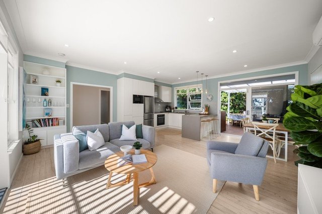 23 Bimbadeen Crescent, NSW 2086
