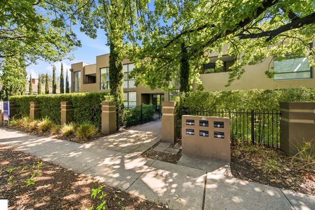 10/135 Limestone Avenue, ACT 2612