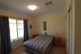 Bed 2 (2010-11-24)