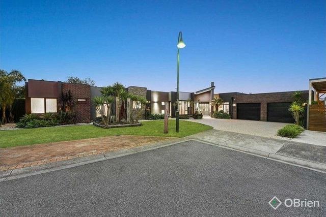 13 Parish Court, VIC 3805