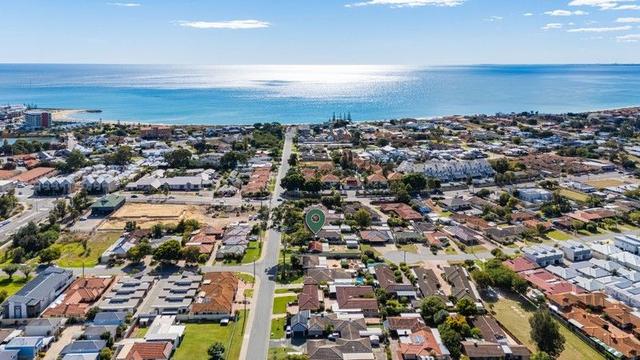 24 Stewart Street, WA 6210