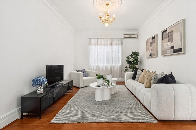 33 Wonga Street, NSW 2193