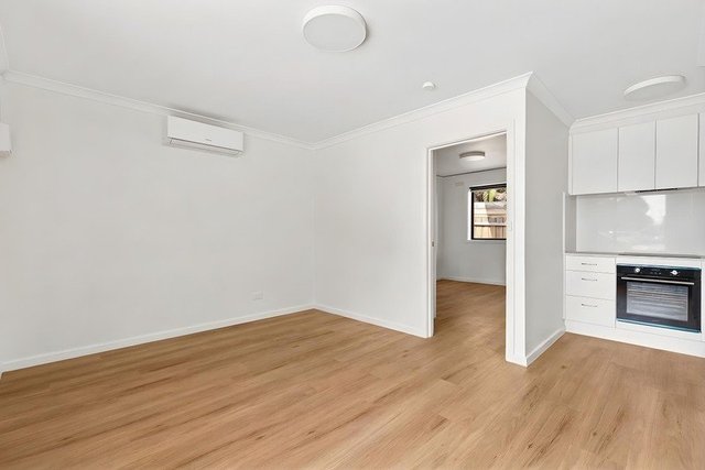 12 Dundas Street, VIC 3071
