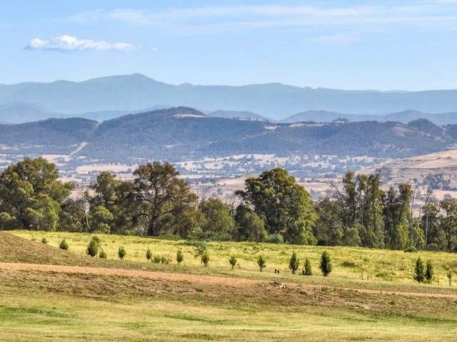 75 Ambrose Drive, VIC 3723