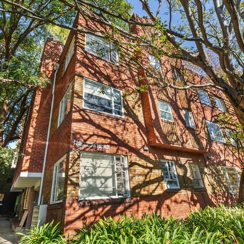 8/9-11 St Neot Avenue, NSW 2011