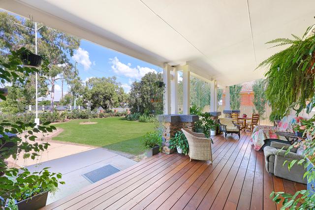 18 Strafford Street, NSW 2346