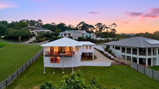64 Shuttlewood Drive, QLD 4740
