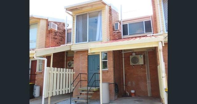 4/12 East Gordon St, QLD 4740