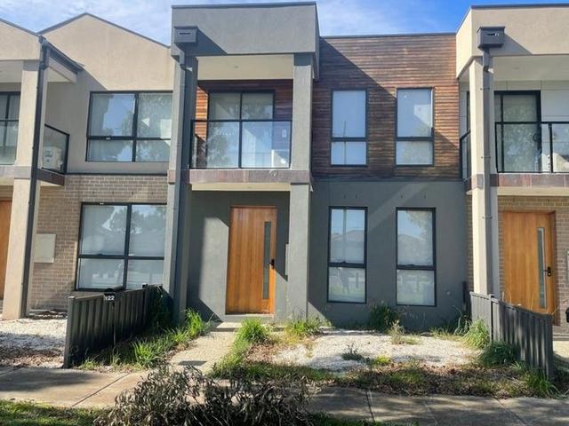 122 Newbury Boulevard, VIC 3064