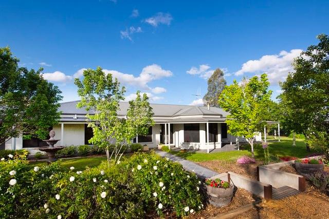 7 William Court, VIC 3551