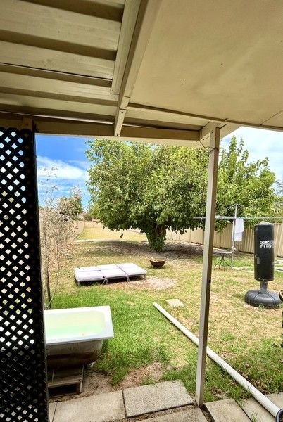 58A Fifth Rd, WA 6112