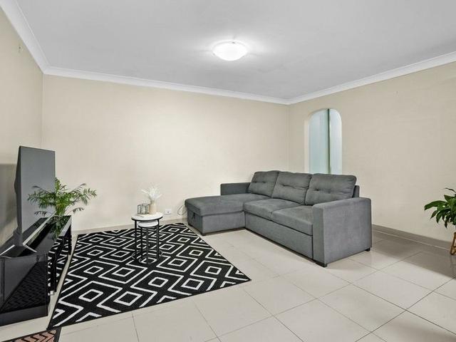 21/18 Westmoreland Rd, NSW 2566