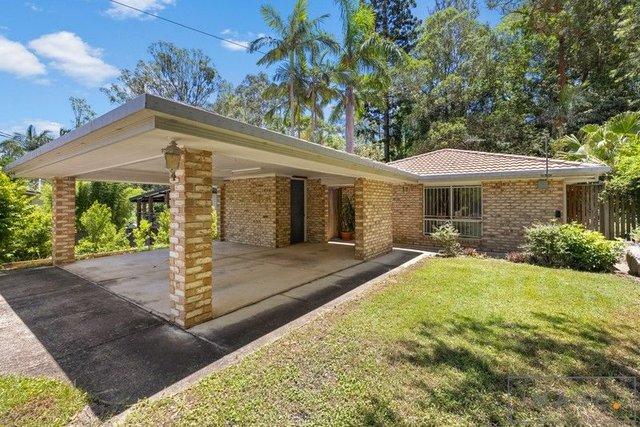 4 Portley St, QLD 4304