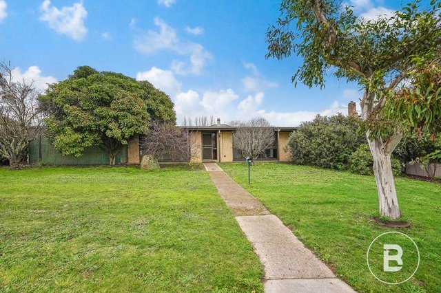 11 Warburton Street, VIC 3373