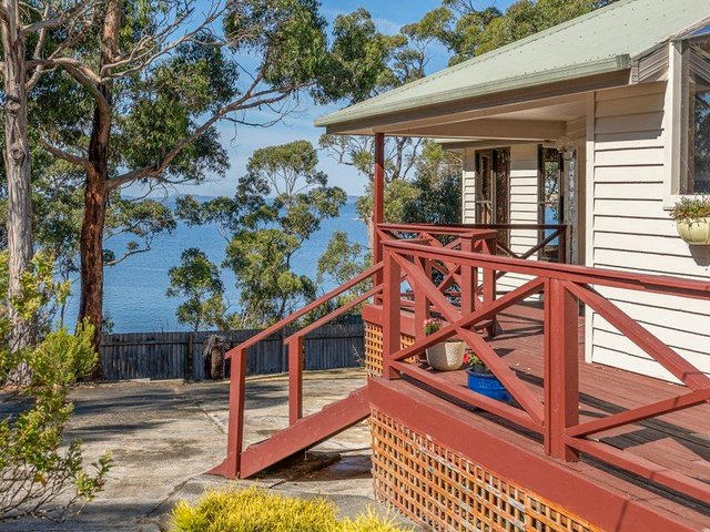36 Cray Point Parade, TAS 7112