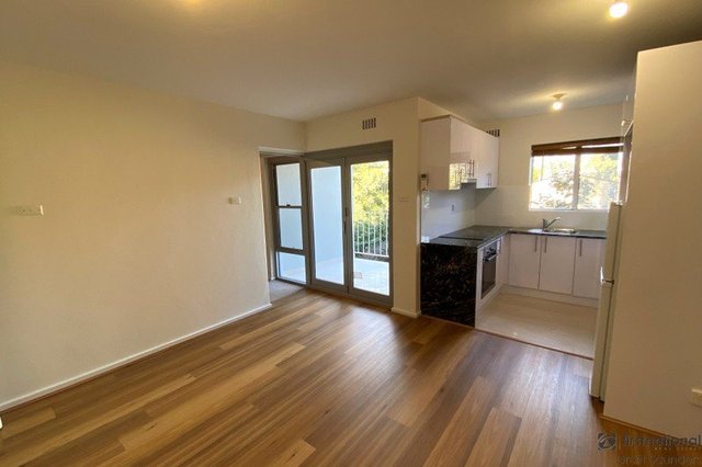8/84 Stanley Street, WA 6019