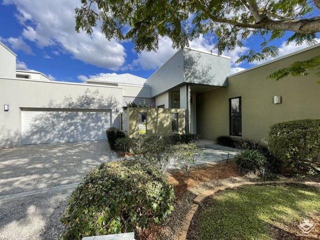 5034 Emerald Island Drive, QLD 4211