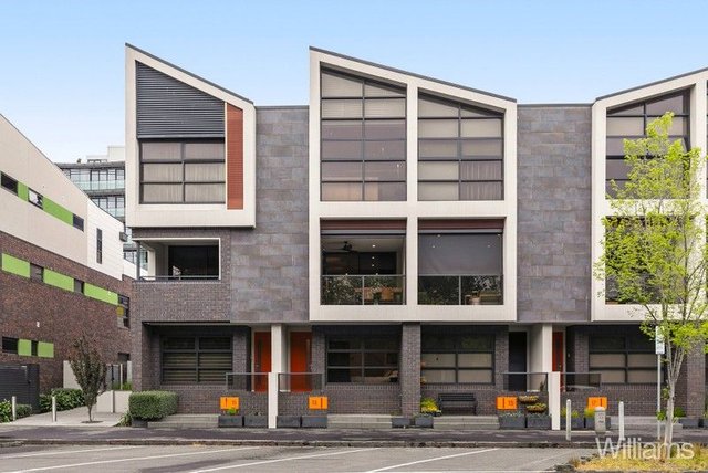 13 Nelson Place, VIC 3016