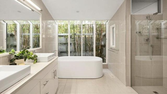 160 Lawrence Road, VIC 3149