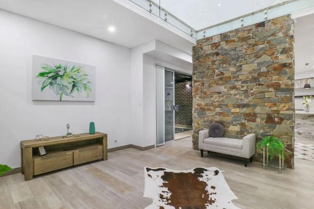 58 Bonds Road, NSW 2196