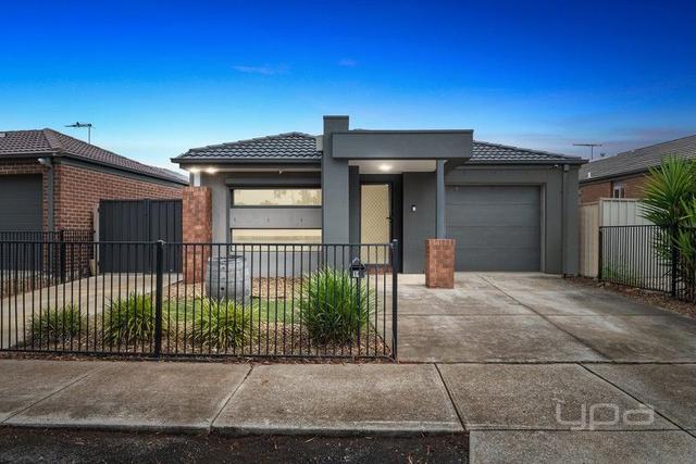 14 Red Fox Boulevard, VIC 3338