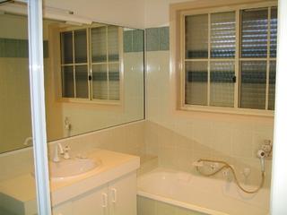 Bathroom (2007-07-13)