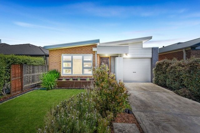 16 Lemon Grove, VIC 3977