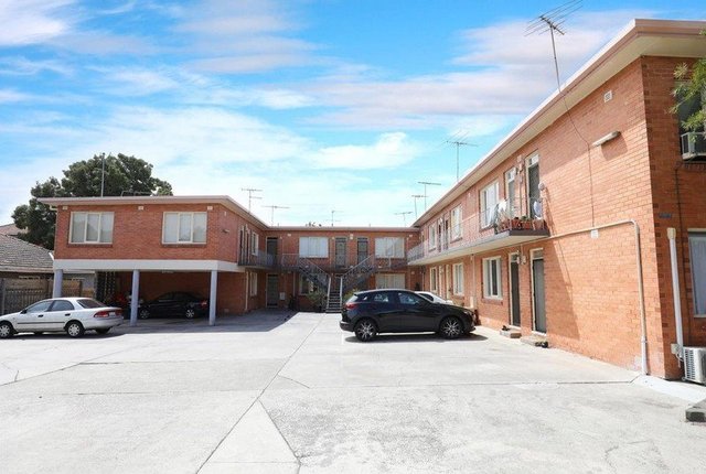 2/20 Loch Avenue, VIC 3183