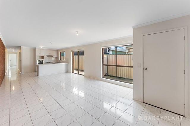 2/62 Phoenix Street, VIC 3020