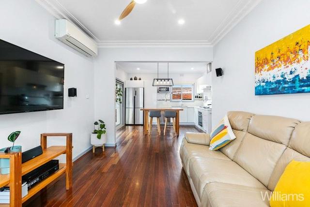 2/462 Melbourne Road, VIC 3015