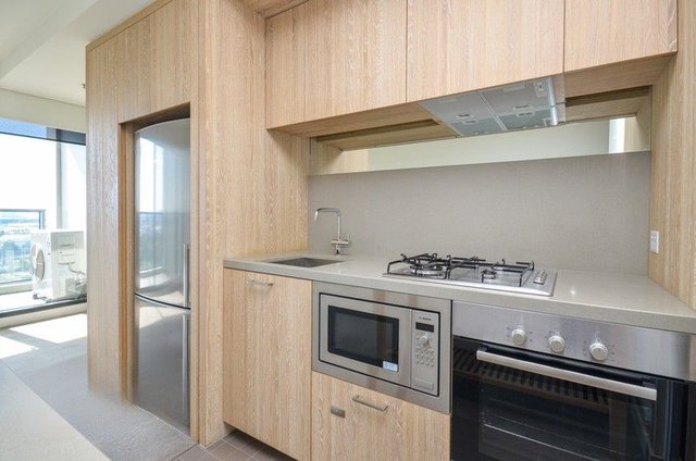 1207/50 Claremont Street, VIC 3141