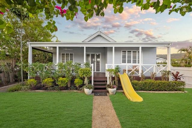 1/8 Tuffley Street, QLD 4810