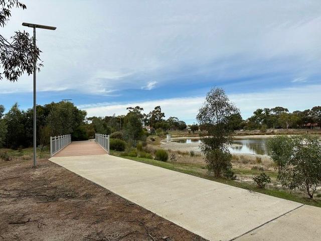 15 Kaatanup  Loop, WA 6317