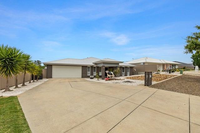 32 Messenger Avenue, NSW 2650