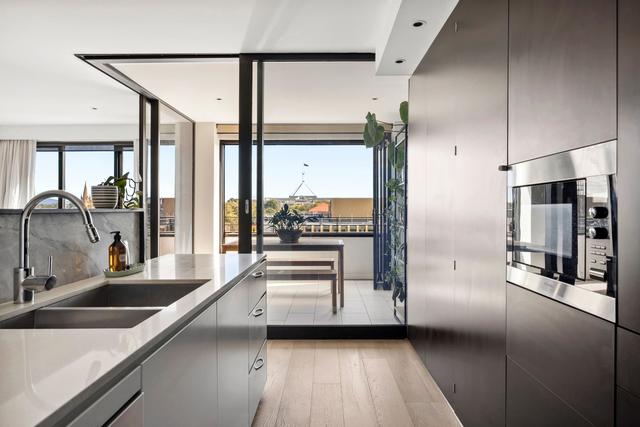 22/11 Sydney Avenue, ACT 2600