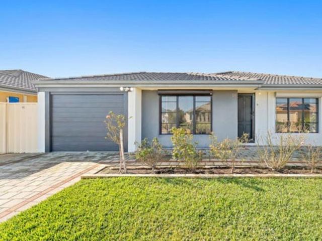 18 Kalanchoe Approach, WA 6112
