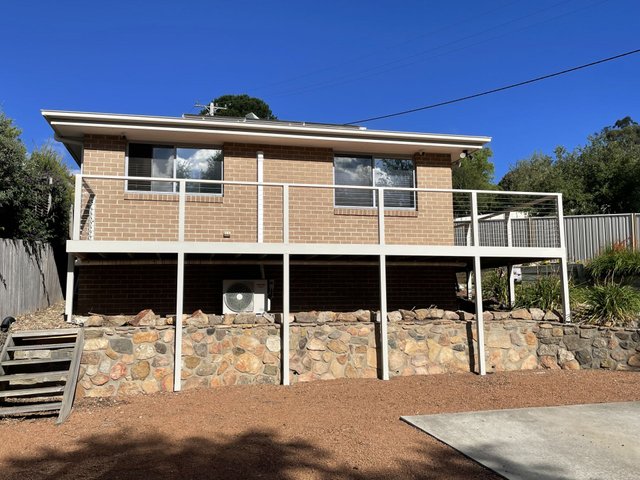 1 Wilga Street, NSW 2623