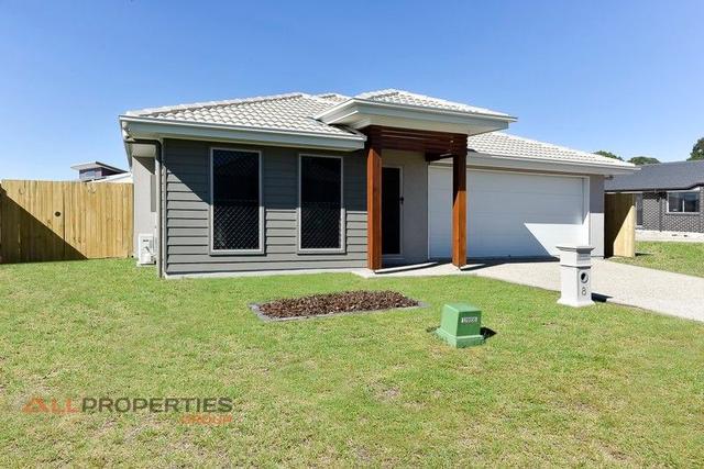 8 Travertine Avenue, QLD 4133